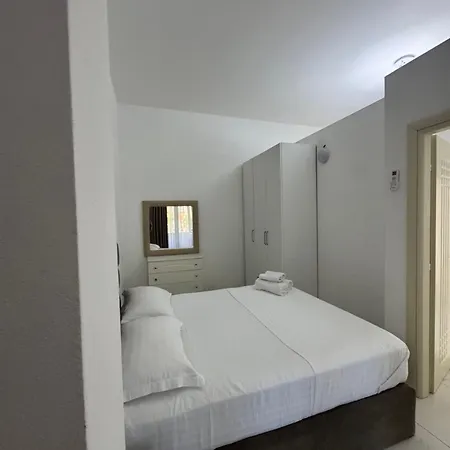 Apartament Kompleksi Tre Shqiponjat *